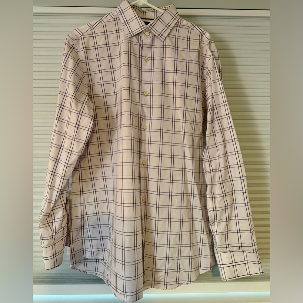 Banana Republic Men's Plaid Shirt - Picture 3 of 4